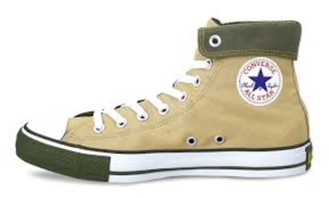 2010 second largest retail store shop in the U.S