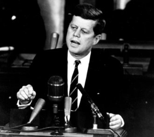 John F. Kennedy Announces that We Will Be Sending Someone to the Moon