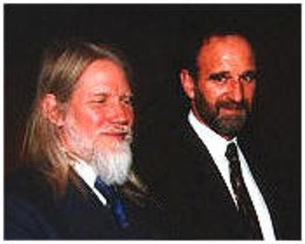 Publicación de un artículo realizado por Whitfield Diffie y Martin Hellman