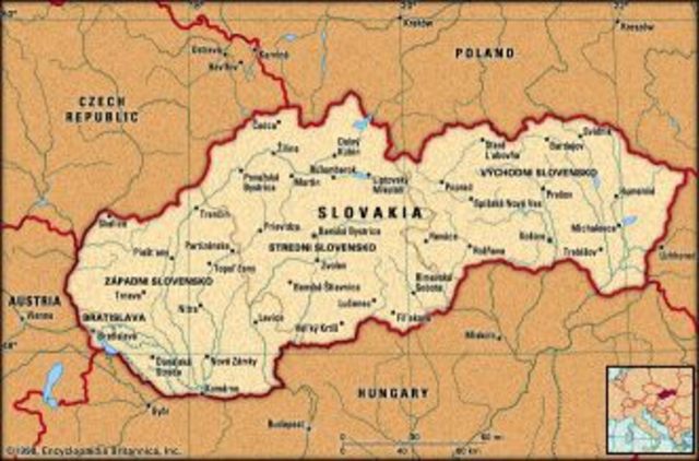 Bajo presión alemana, los eslovacos declaran su independencia y forman la República Eslovaca