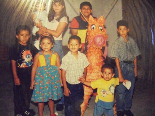 María José en la fiesta de cumpleaños de uno de sus primos.