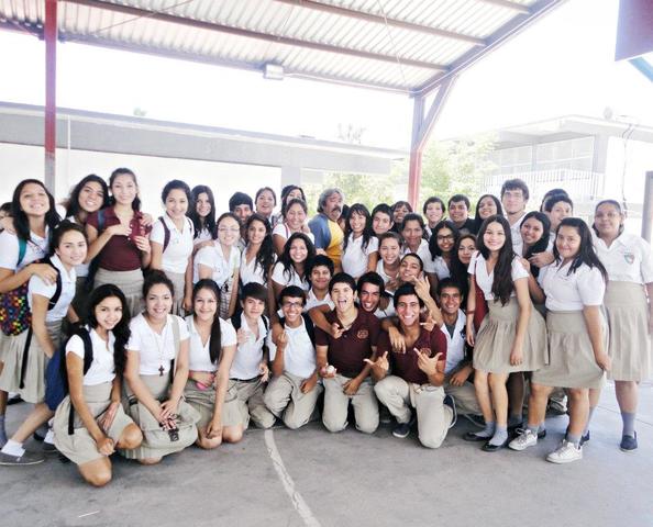 María José cursando su último año en la secundaria.