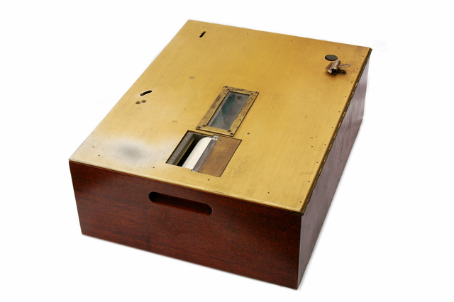 B.F. Skinner Teaching Machine