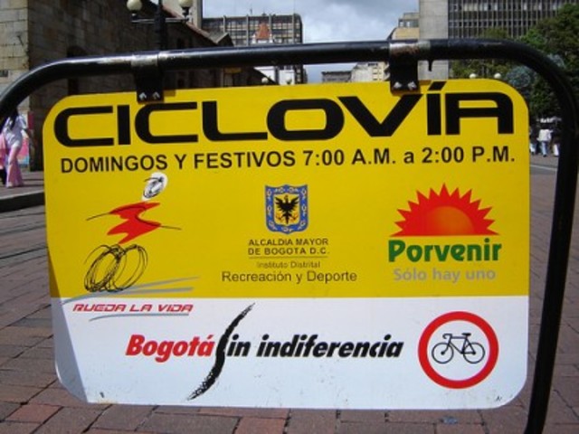 Peñalosa y su campaña por la Bici.