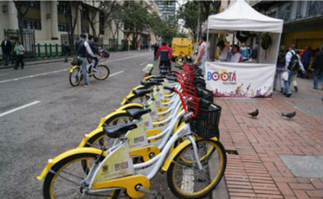 Bicicleta actual en Bogotà, retos y compromisos.