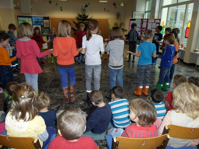 ΕΠΙΣΚΕΨΗ ΣΤΟ ΔΗΜΟΤΙΚΟ ΣΧΟΛΕΙΟ ΚΑΙ ΠΑΡΑΚΟΛΟΥΘΗΣΗ PROJECT ME ΘΕΜΑ ΤΗΝ ΑΦΡΙΚΗ