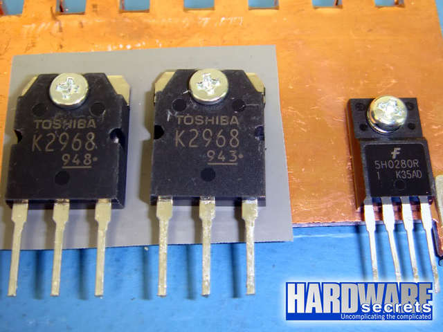 Aparecen los transistores