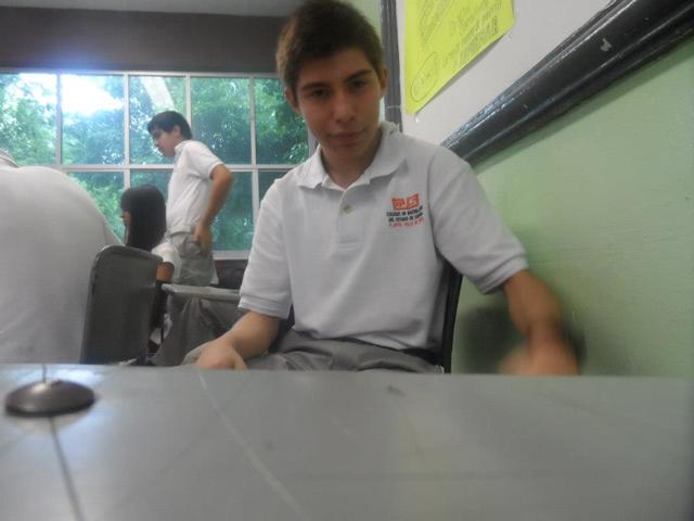 Logra ingresar al Colegio de Bachilleres del Estado de Sonora.