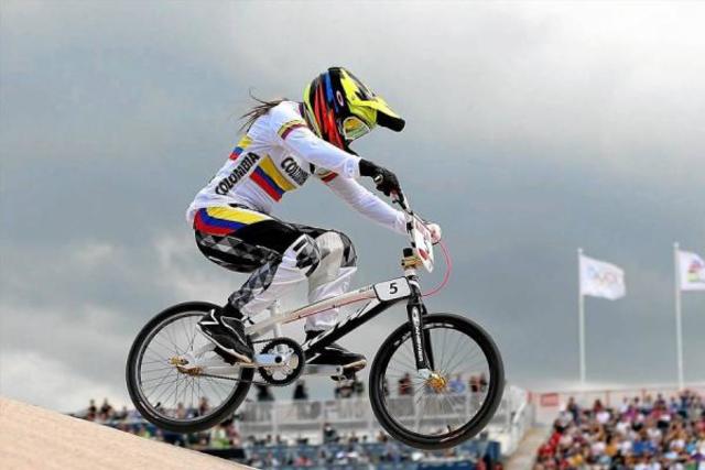 Campeona mundial Junior Cruiser femenino, Adelaida 2009.