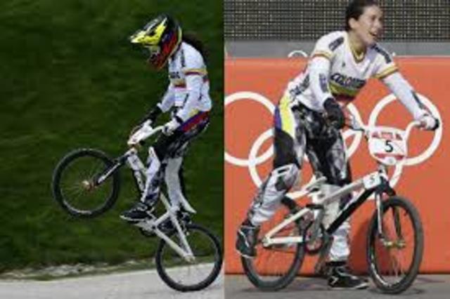 Campeona mundial Junior Cruiser femenino, Taiyuan 2008.