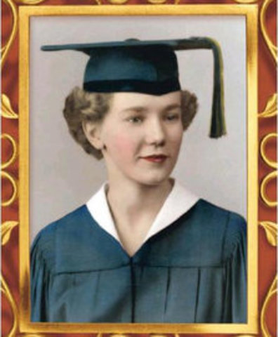 La mujer ingresa a la Universidad