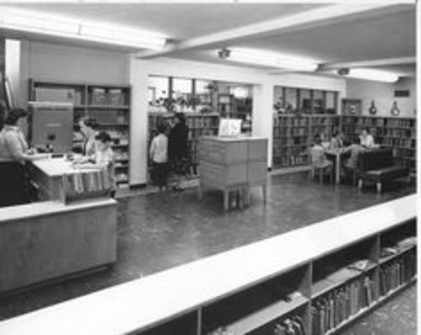 24% of Schools have Libraries