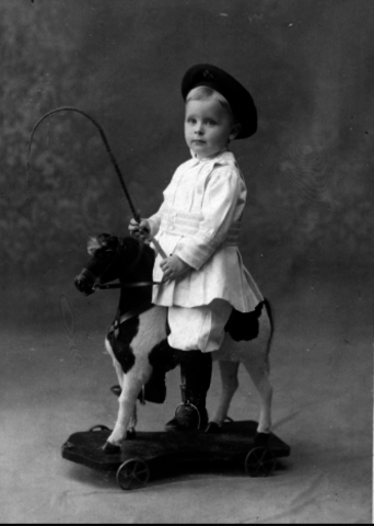 The birth of Francis Scott Key Fitzgerald