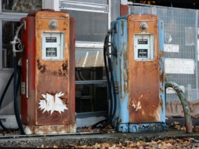 Banning leaded gasoline