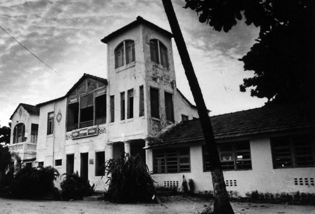 O RESTAURANTE ESTORIL