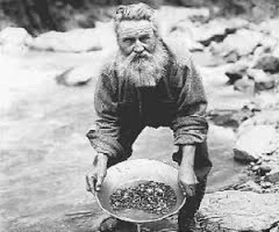 Dicoveries of large amounts of goldand silver