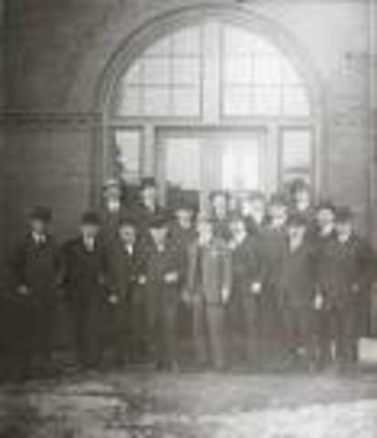 Motion Picture Patents Company established