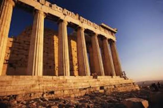 Athenian democracy begins