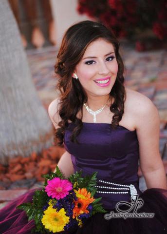 Cumpli mis XV años.