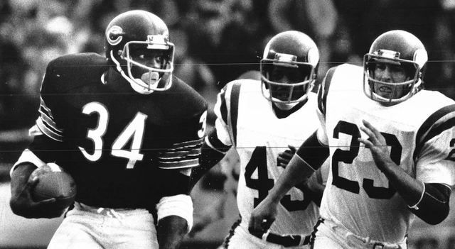 Walter Payton Breaks All Time Russing Record
