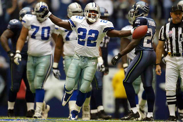 Emmit Smith Breaks Walter Payton's Record