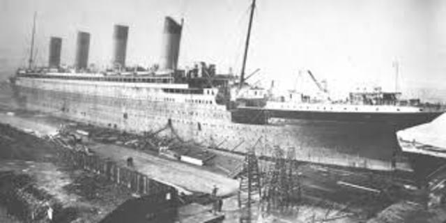 Who Built The Titanic