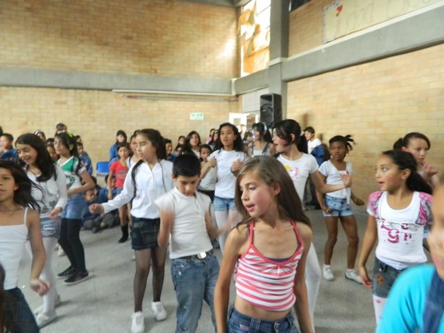 MUESTRA  FINAL  DE DANZA  Y BAILE  JORNADA  TARDE