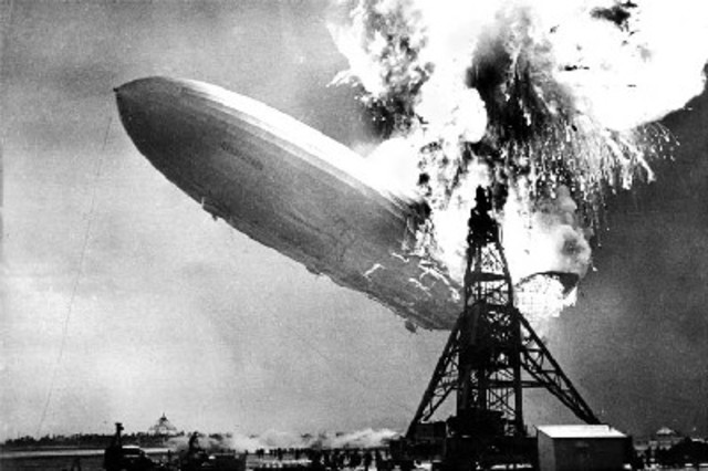 Duitse luchtschepen vallen Engeland aan