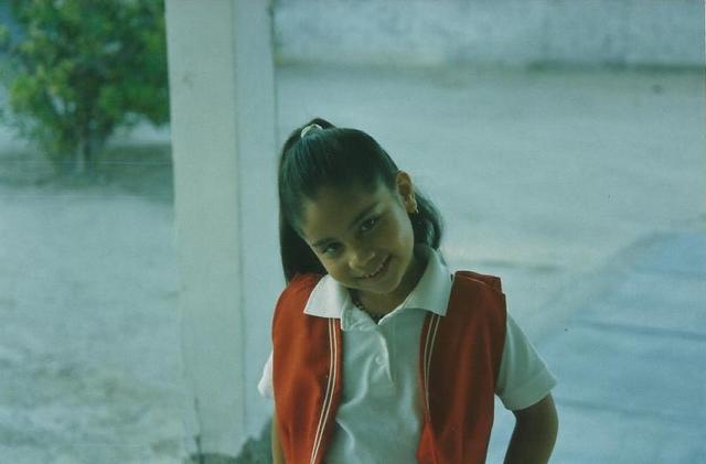 Mi primer día de primaria. 6 años recién cumplidos.