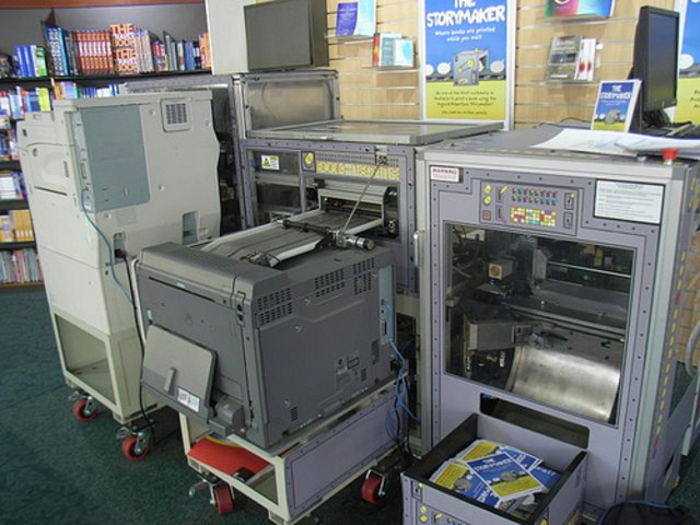 LAHUMANIDAD CRECE CON LA TECNOLOGÍA