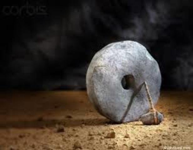 Fabrican herramientas  de piedra