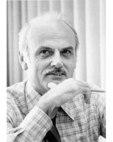 Edgar Frank Codd definió el modelo relacional de las BDD