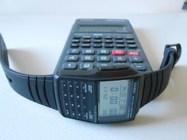 9- Aparición de las calculadoras de bolsillo.