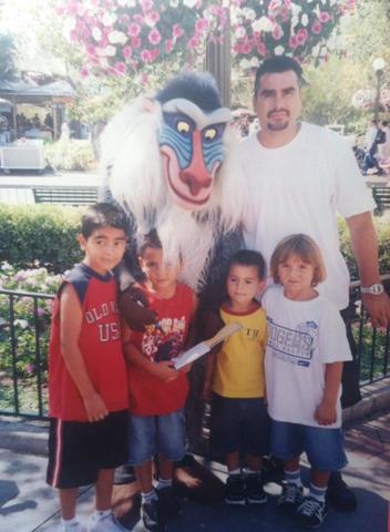 Primer Viaje a DisneyLand