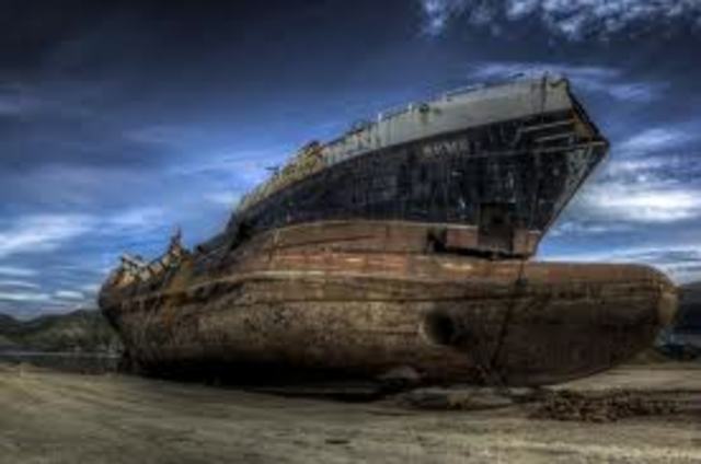Cabeza De Vaca shipwrecks on Galveston