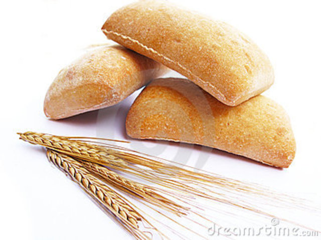 Subida del precio del trigo y del pan causan hambre.