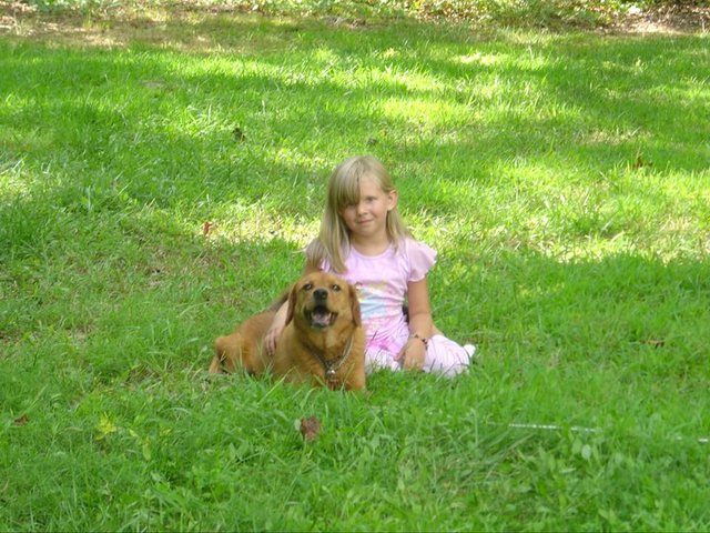 Recibí un perro, mi primera mascota. Se llama Linus.