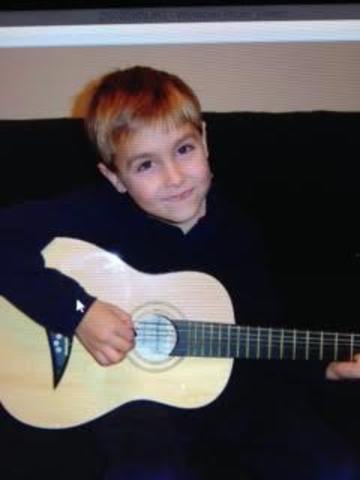 Recibí una guitarra