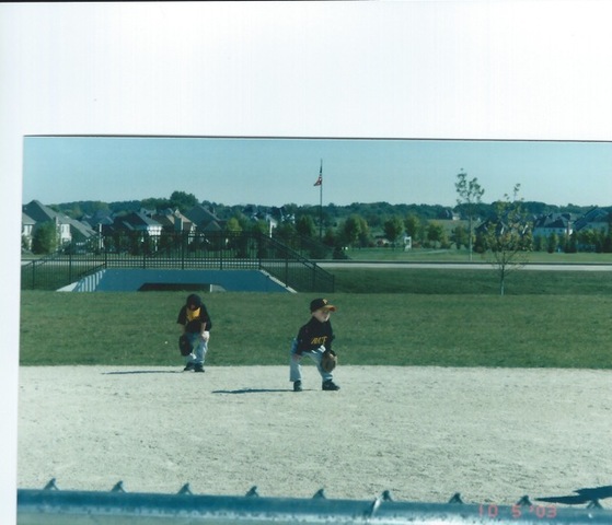 Empecé jugar béisbol.