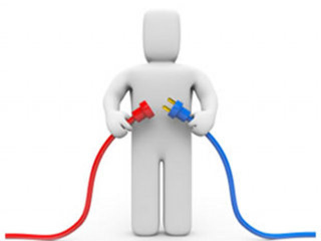 Arpanet network established