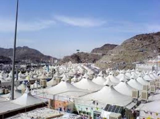 العودة إلى منى والمبيت بها