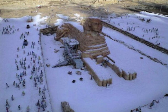 Snowing in Egypt