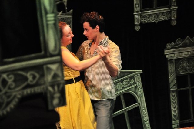 Спектакль "Старший сын"