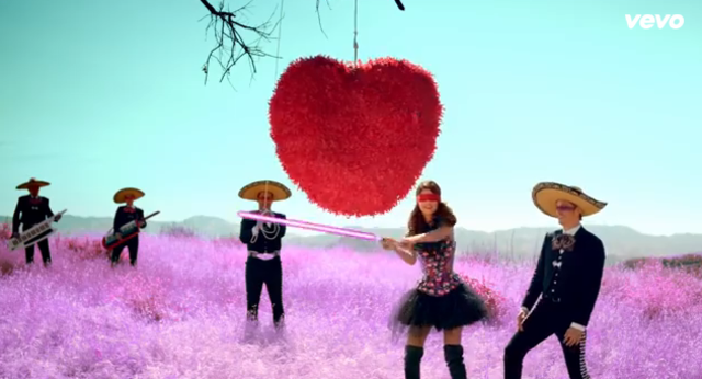 Costume & Prop 6 (2.47)