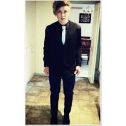 Marry Ashton Fletcher Irwin