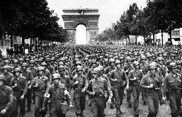 Russians advance to Paris