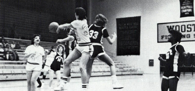 Lisa Diment Passes Ball to Karen Johnson, 1986-87