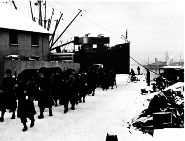 US forces arrive in Island