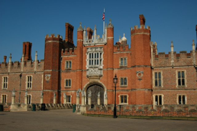 Michael Faraday dies in Hampton Court Palace