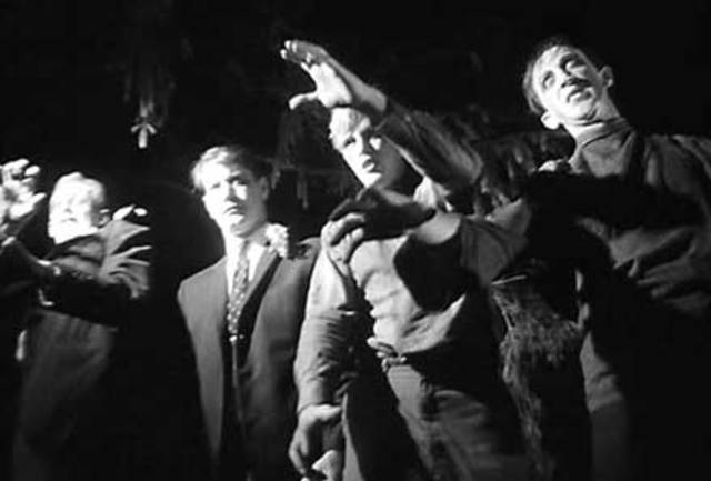 "La noche de los muertos vivientes"